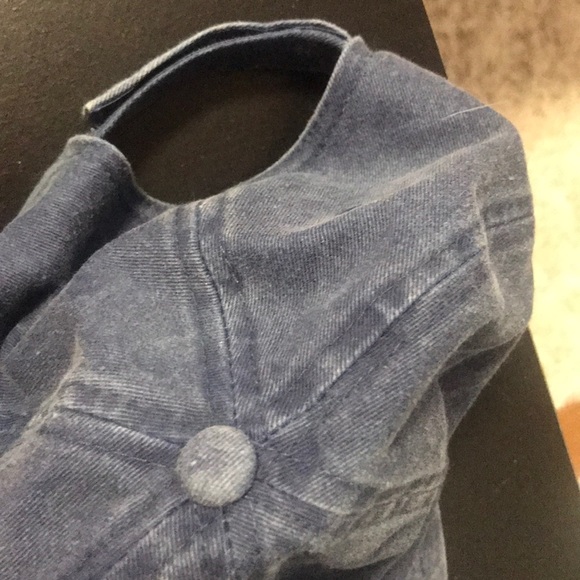 Baseball hat - Picture 3 of 3